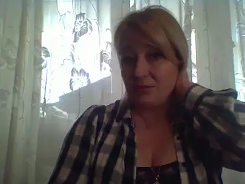 ArielXLoveresss online show from February 26, 11:30 am