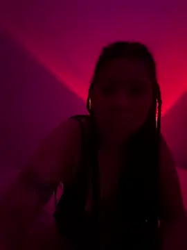 KiaraCut online show from June 6, 5:28 pm