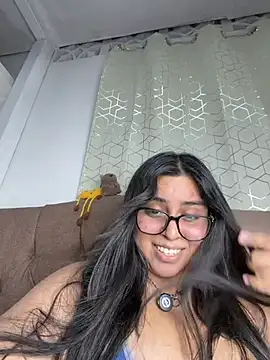 virginbrunette99 online show from May 22, 5:36 am