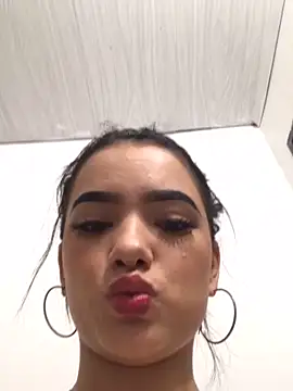 Megan Rose1999 online show from March 5, 10:21 pm