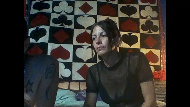 SillyRabbitz online show from June 18, 5:19 am