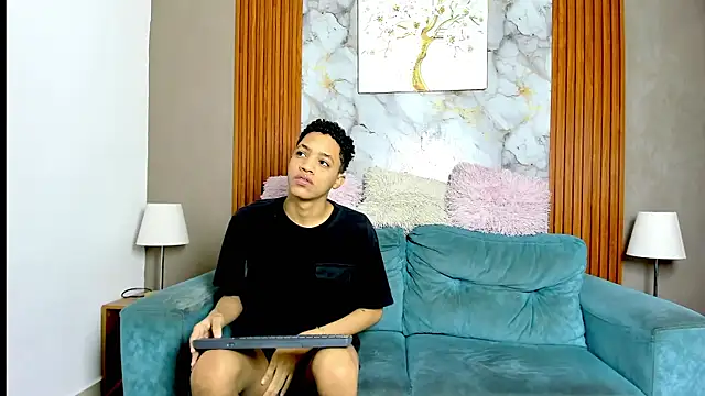 Snapshot of KING_OFF_BOYS chatting on May 23, 1:04 pm KING OFF BOYS online show from May 23, 1:04 pm