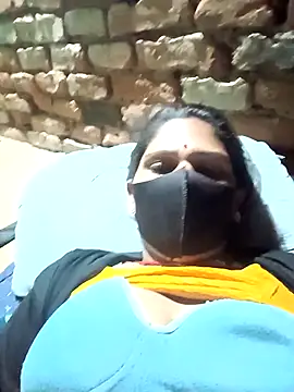 Snapshot of Chhavi_Chadha chatting on February 11, 10:04 pm Chhavi Chadha online show from February 11, 10:04 pm