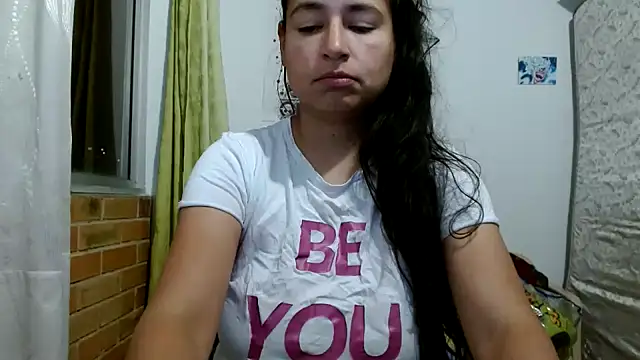 Escarcha-blue online show from December 16, 12:15 am