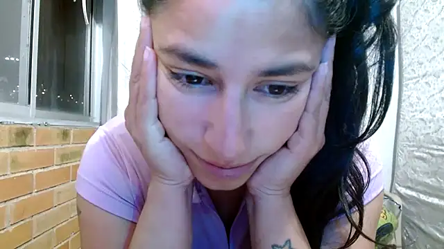 Escarcha-blue online show from December 17, 1:22 am