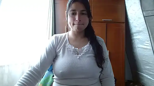 Escarcha-blue online show from May 21, 6:59 pm