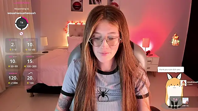 Emily Warren  online show from April 9, 9:20 pm