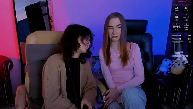 doll vey online show from November 14, 1:04 am