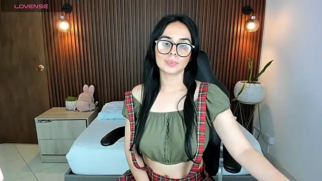 Snapshot of zakia23_ chatting on March 15, 10:22 pm zakia23 online show from March 15, 10:22 pm