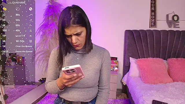 Snapshot of miaoconell chatting on June 22, 3:25 am miaoconell online show from June 22, 3:25 am
