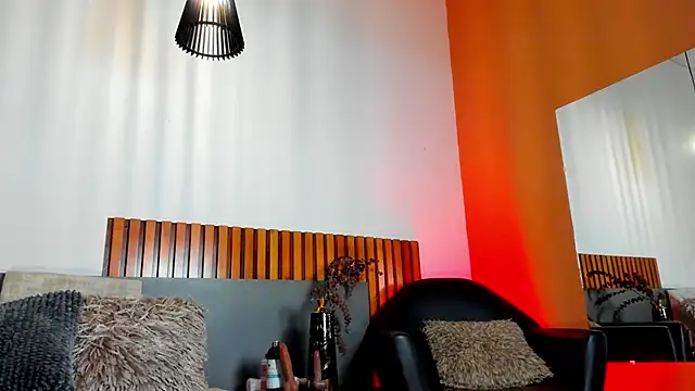 SeleneLujan online show from March 14, 12:10 pm