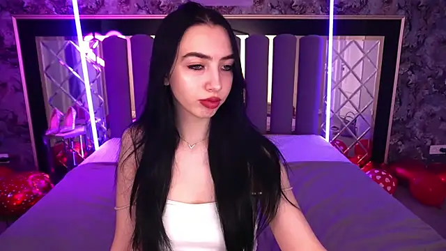 WildKittenX  online show from February 13, 6:53 am