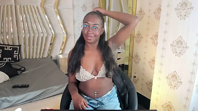 Qeen blackk online show from February 11, 8:36 pm