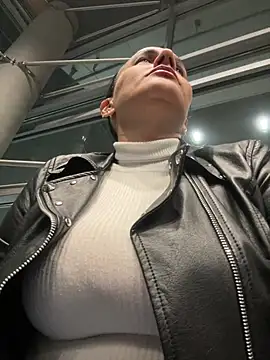 Sara Charmy online show from March 19, 9:13 am