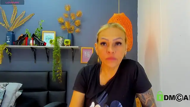 yessila parker online show from May 9, 8:41 am
