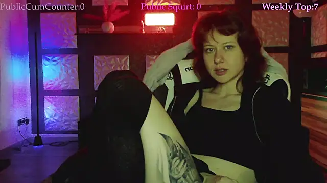 SweetSeraphine online show from January 7, 7:00 am