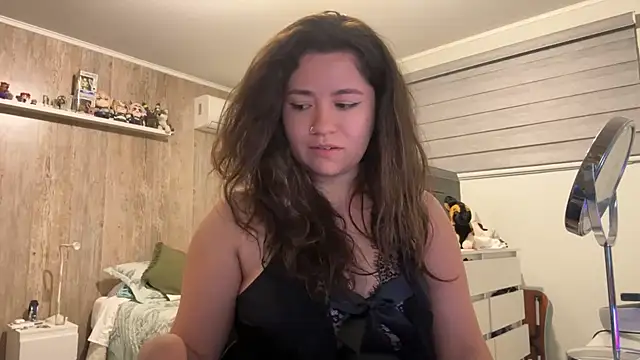 Piolapk online show from December 2, 1:44 am