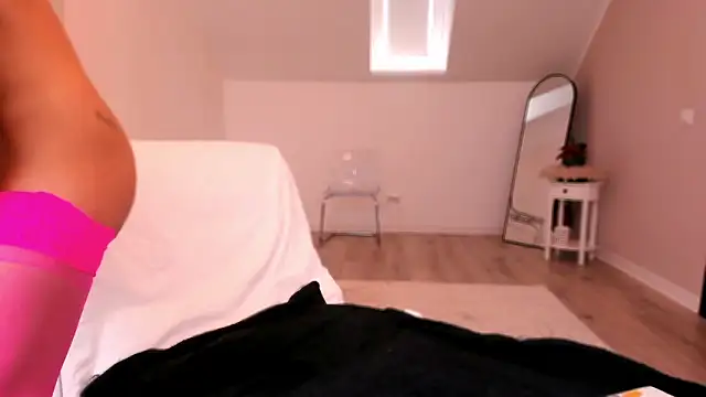 Snapshot of SabrinaSky chatting on March 21, 11:33 am SabrinaSky online show from March 21, 11:33 am