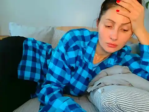 Irina9793 online show from May 11, 9:15 am