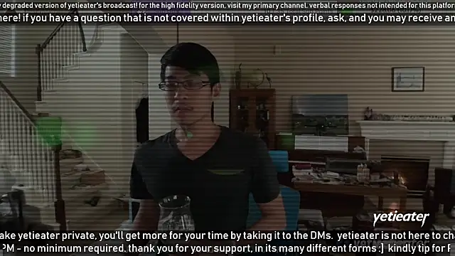 Snapshot of yetieater chatting on January 2, 9:18 pm yetieater online show from January 2, 9:18 pm