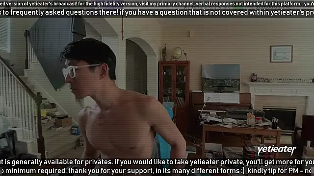 Snapshot of yetieater chatting on February 5, 7:53 pm yetieater online show from February 5, 7:53 pm