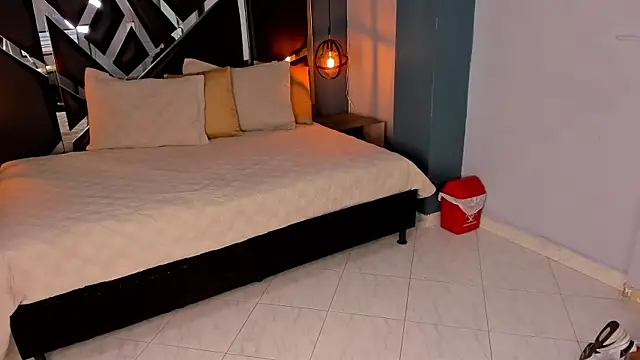 Melissa 23  online show from October 3, 11:29 am