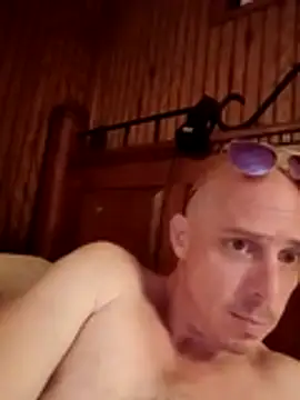 Mac ThunderCock online show from July 12, 8:05 am