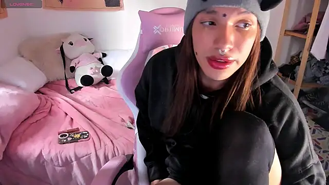 Loona s online show from October 9, 8:07 pm