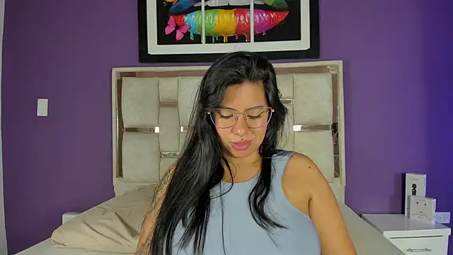 emilyy cooperr online show from March 3, 12:11 pm