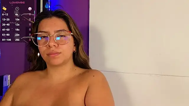 emilyy cooperr online show from June 4, 12:33 pm
