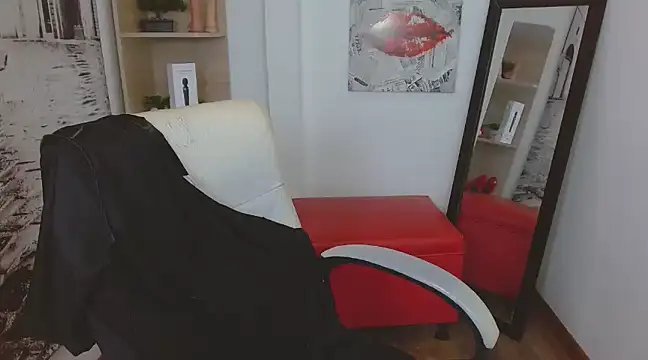 issa  nassar online show from March 12, 4:02 pm