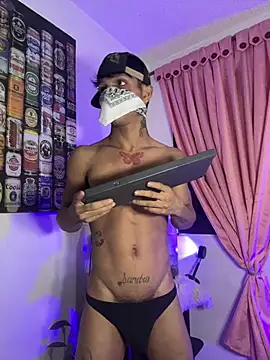 CRAZY-BOY99 online show from February 15, 7:16 am