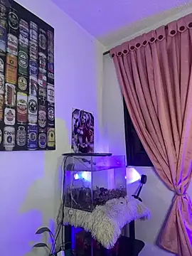 CRAZY-BOY99 online show from February 15, 7:51 am