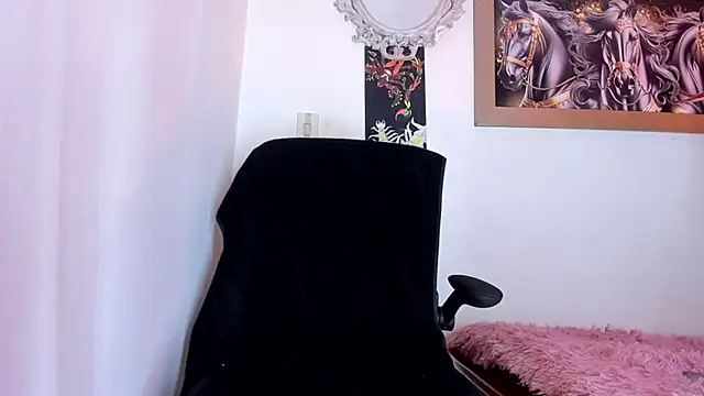 CRAZY-BOY99 online show from April 4, 11:29 am