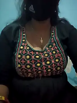 Sexyradha  online show from April 1, 7:11 pm