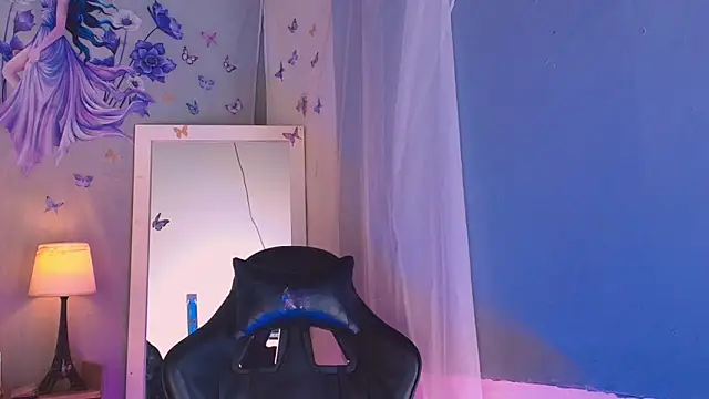 Emily Castillo 1 online show from March 31, 5:41 am