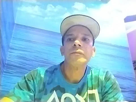 karlossan24 online show from August 2, 3:49 am