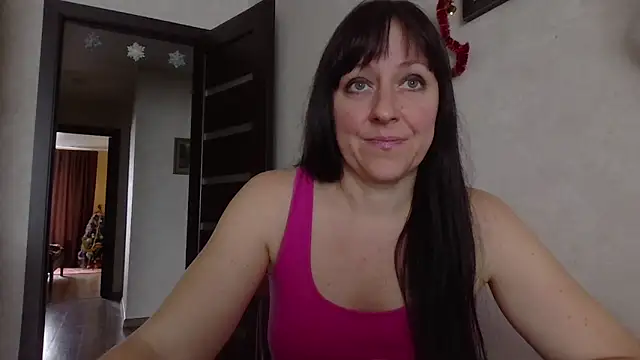 Snapshot of CarolinaReaperRed chatting on December 18, 8:53 am CarolinaReaperRed online show from December 18, 8:53 am