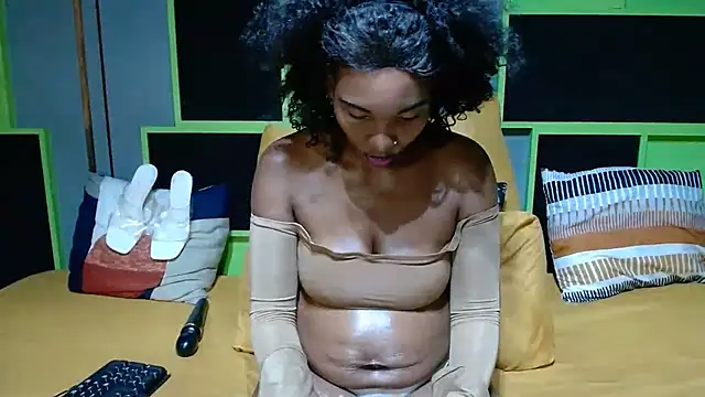 Snapshot of DarkSultryxxxx chatting on January 16, 2:21 pm DarkSultryxxxx online show from January 16, 2:21 pm