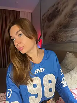 Mary Kiitty online show from July 28, 1:32 pm