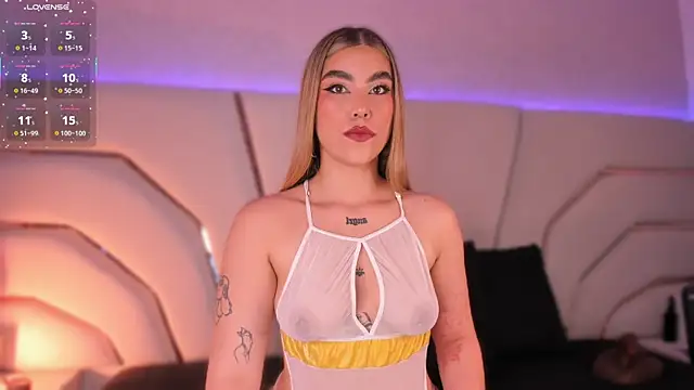 Violeta-Marquez online show from May 22, 11:27 am