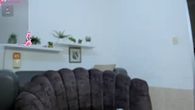 salma arabicc online show from April 6, 3:59 am