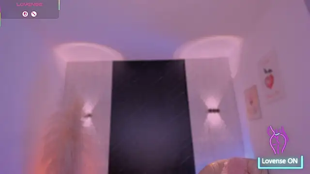 IvyJonesX online show from July 9, 4:44 pm