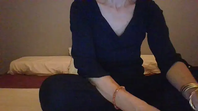 Valentinette online show from November 29, 9:07 pm