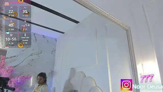 Candaceoweens online show from March 19, 3:54 am