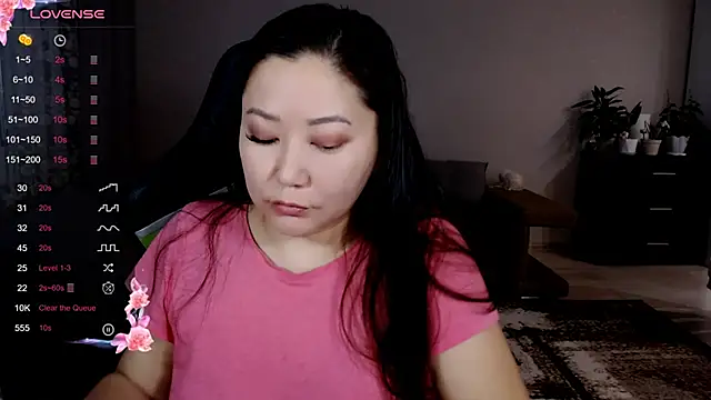 LisaAsianFlower online show from October 10, 1:04 am