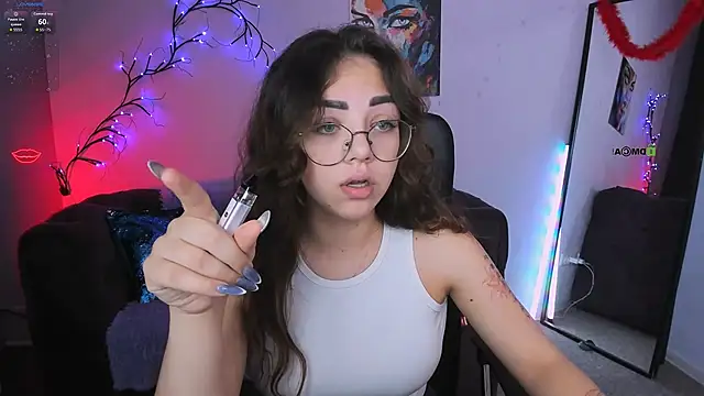 kiki swan online show from November 24, 9:42 am