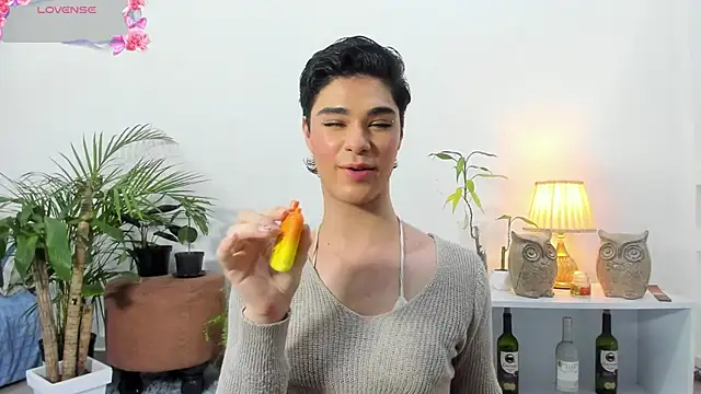 juanes puthee online show from February 24, 3:59 am