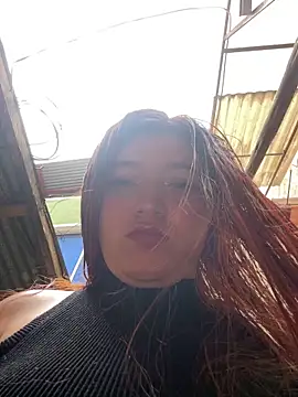 Karina Leon online show from May 7, 6:35 pm