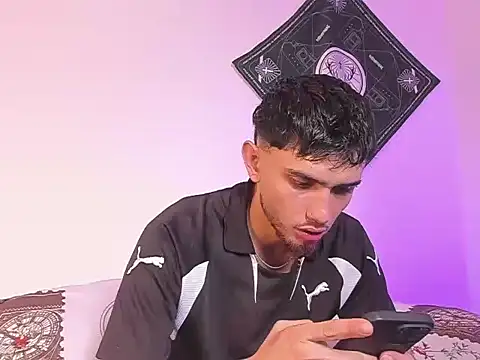 samevansx  online show from March 18, 2:42 pm